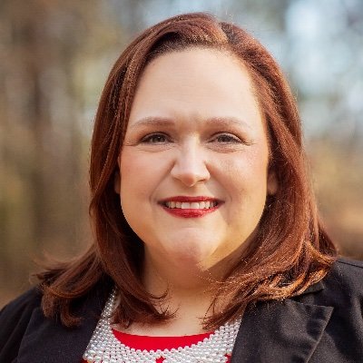 Greta Martin (D)