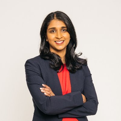 Saritha Komatireddy (R)